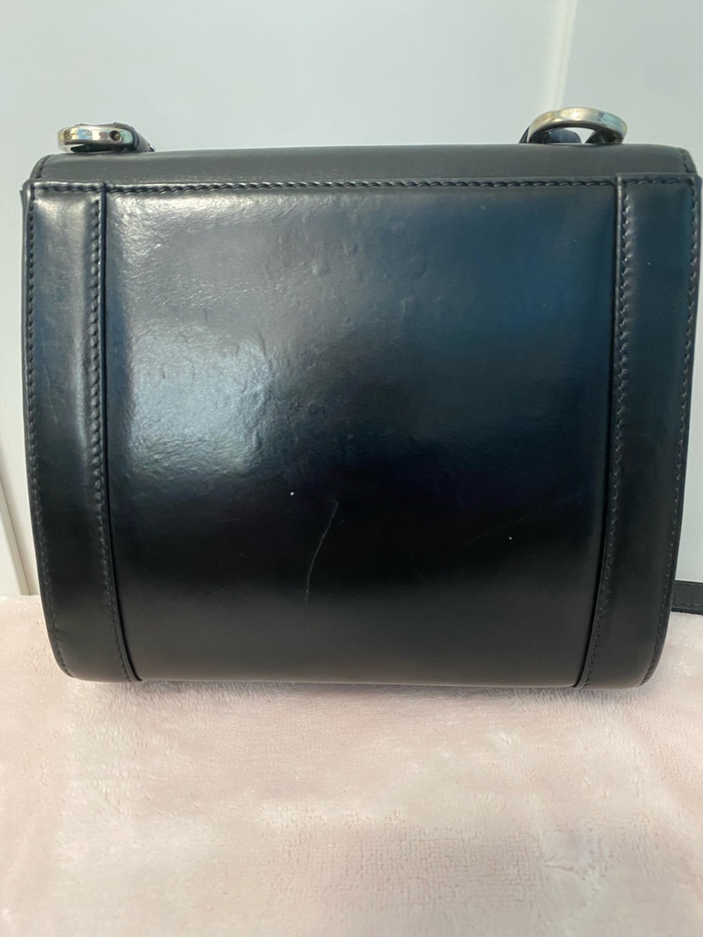Vintage Salvatore Ferragamo crossbody bag - Picture 4 of 13